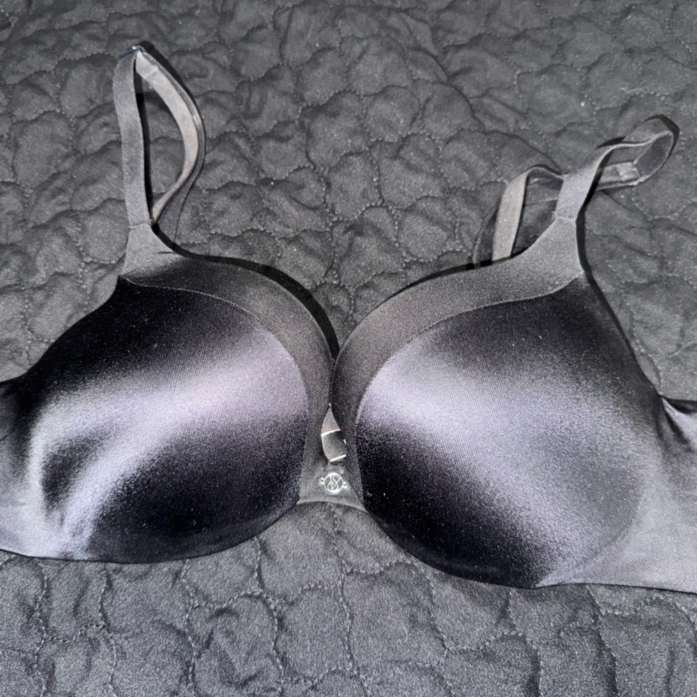 Victoria's Secret Black Very Sexy Push up Bra with Satin Finish